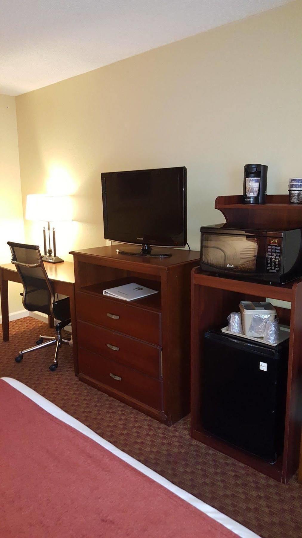 Best Western Hickory Luaran gambar